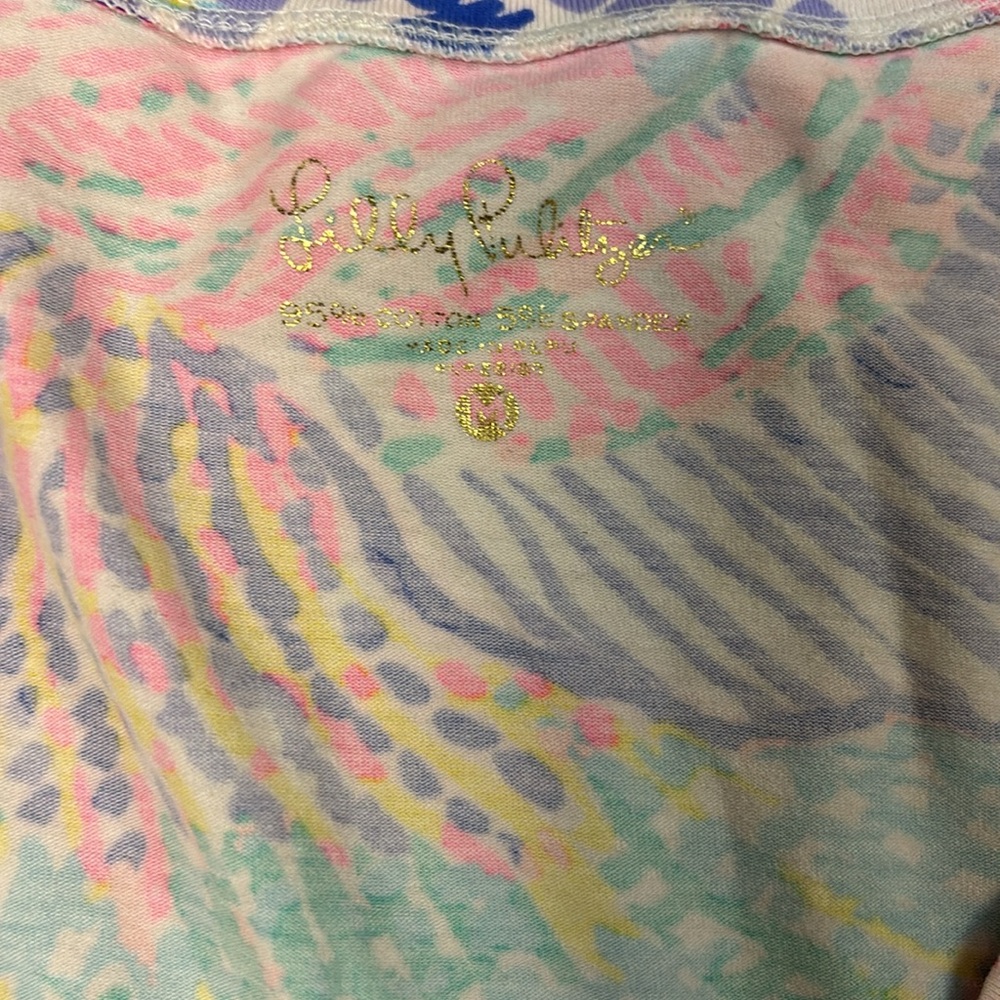 Lilly Pulitzer TShirt. Size M - Picture 2 of 2